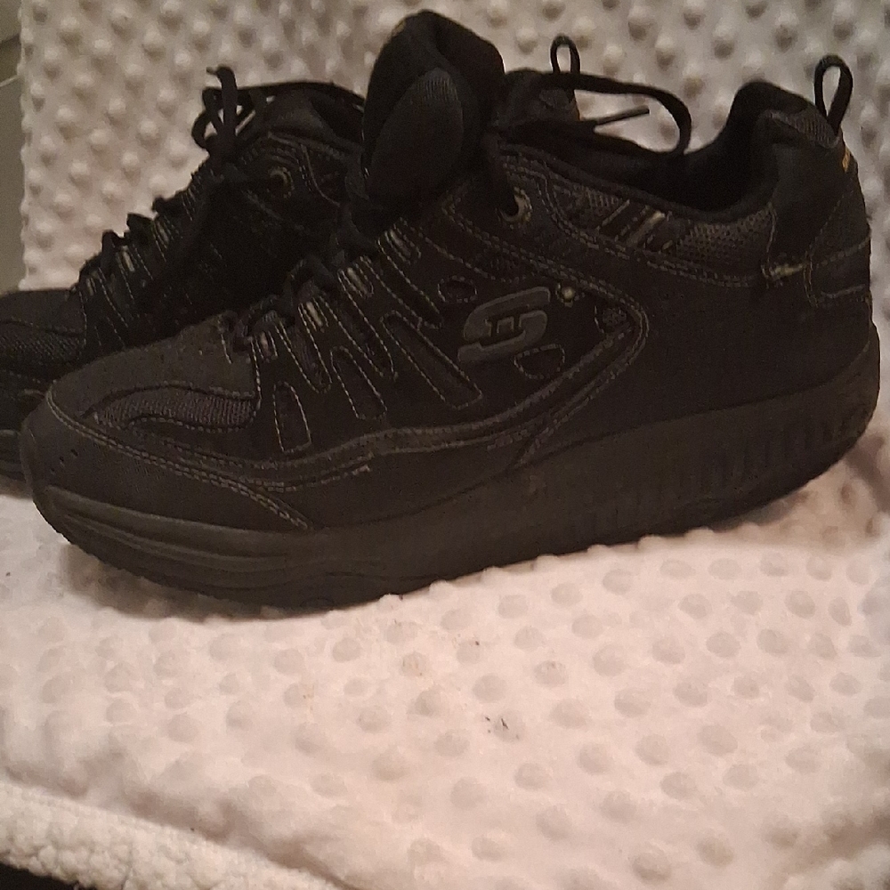 Skechers Men's All-Black Athletic Sneakers